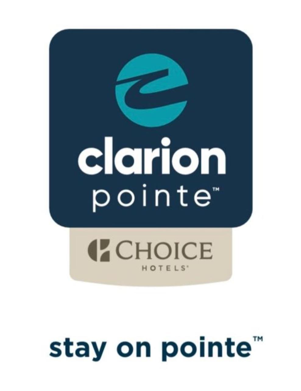 Hotel Clarion Pointe Milwaukee Exterior foto