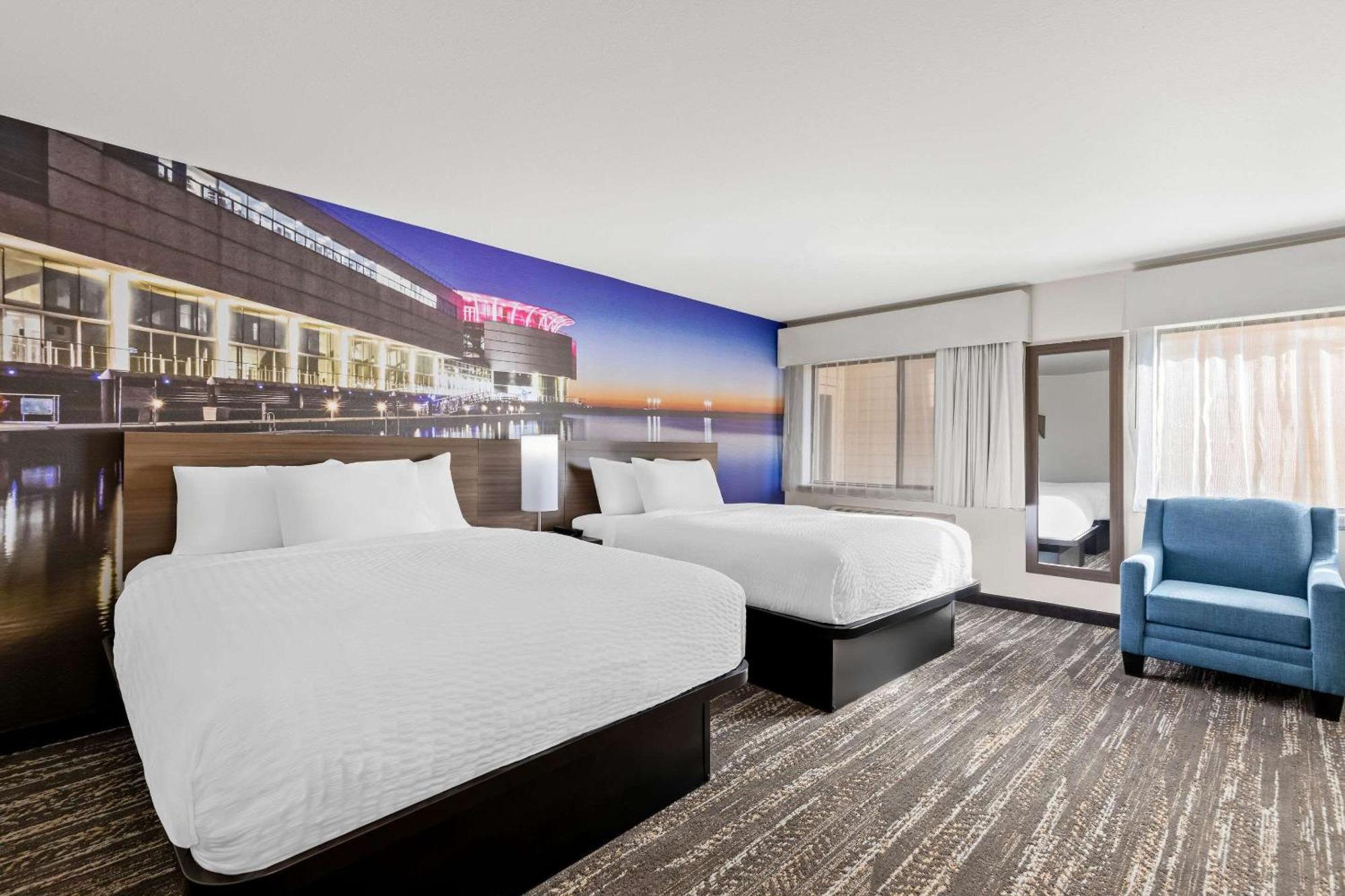 Hotel Clarion Pointe Milwaukee Exterior foto